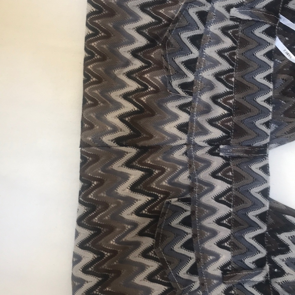 Pants - Picture 4 of 6